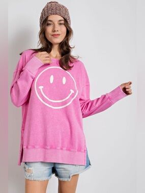 Easel Don't Forget to Smile Mineral Wash Top in Bubblegum size medium